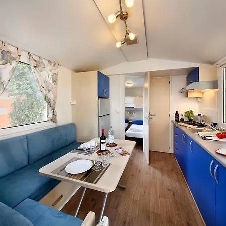 Albatross Mobile Homes On Camping Waikiki Campeggio *