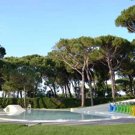 Campeggio Albatross Mobile Homes On Camping Waikiki Lido di Jesolo